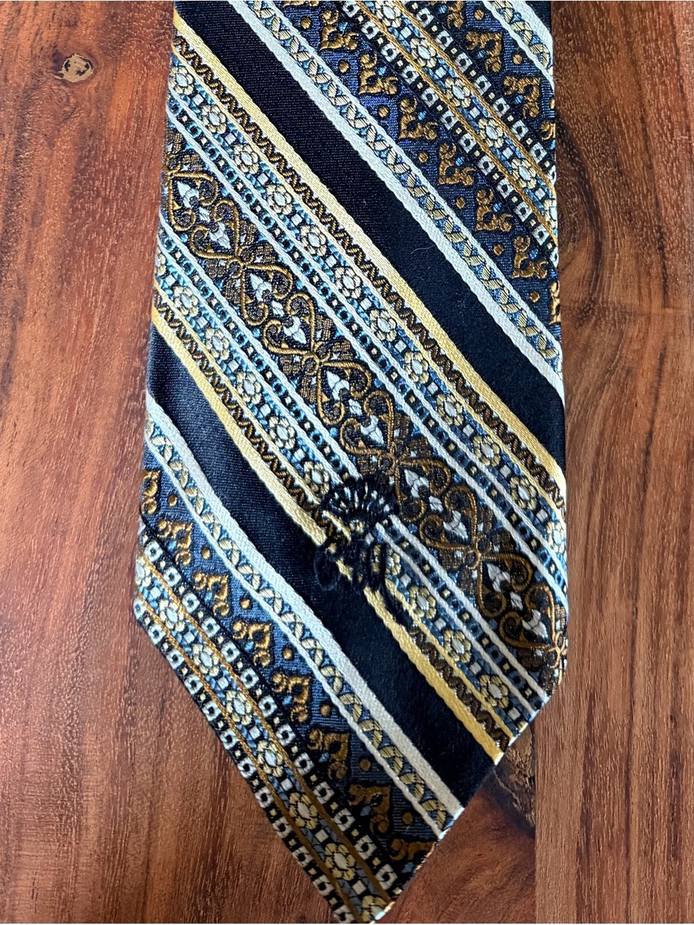 Vintage Silk Tie Bundle- Countess Mara and Wallachs 5th Ave - Picture 3 of 7